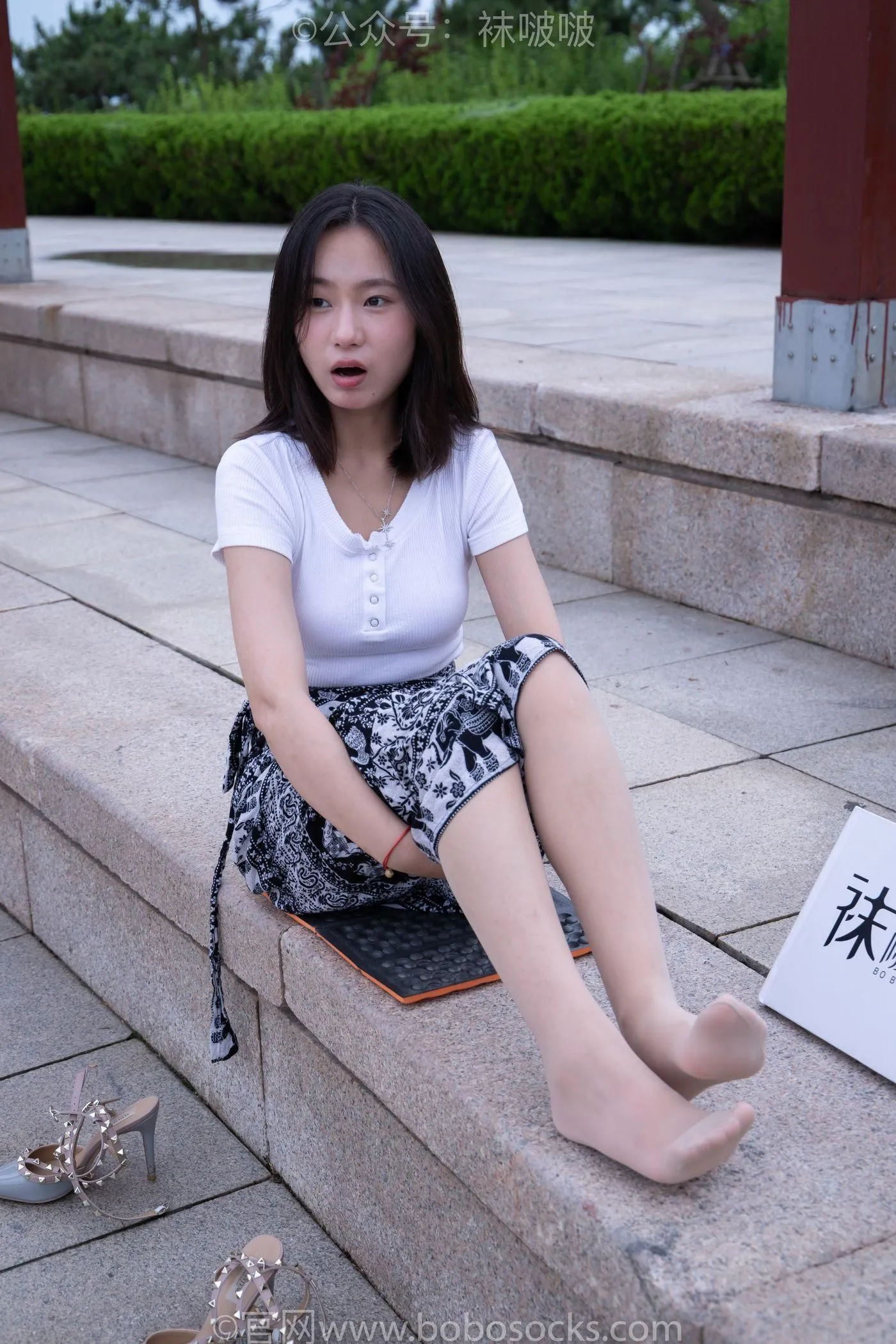 [BoBoSocks袜啵啵]NO.014 思思-华伦天奴高跟鞋、肉丝 [140P]插图